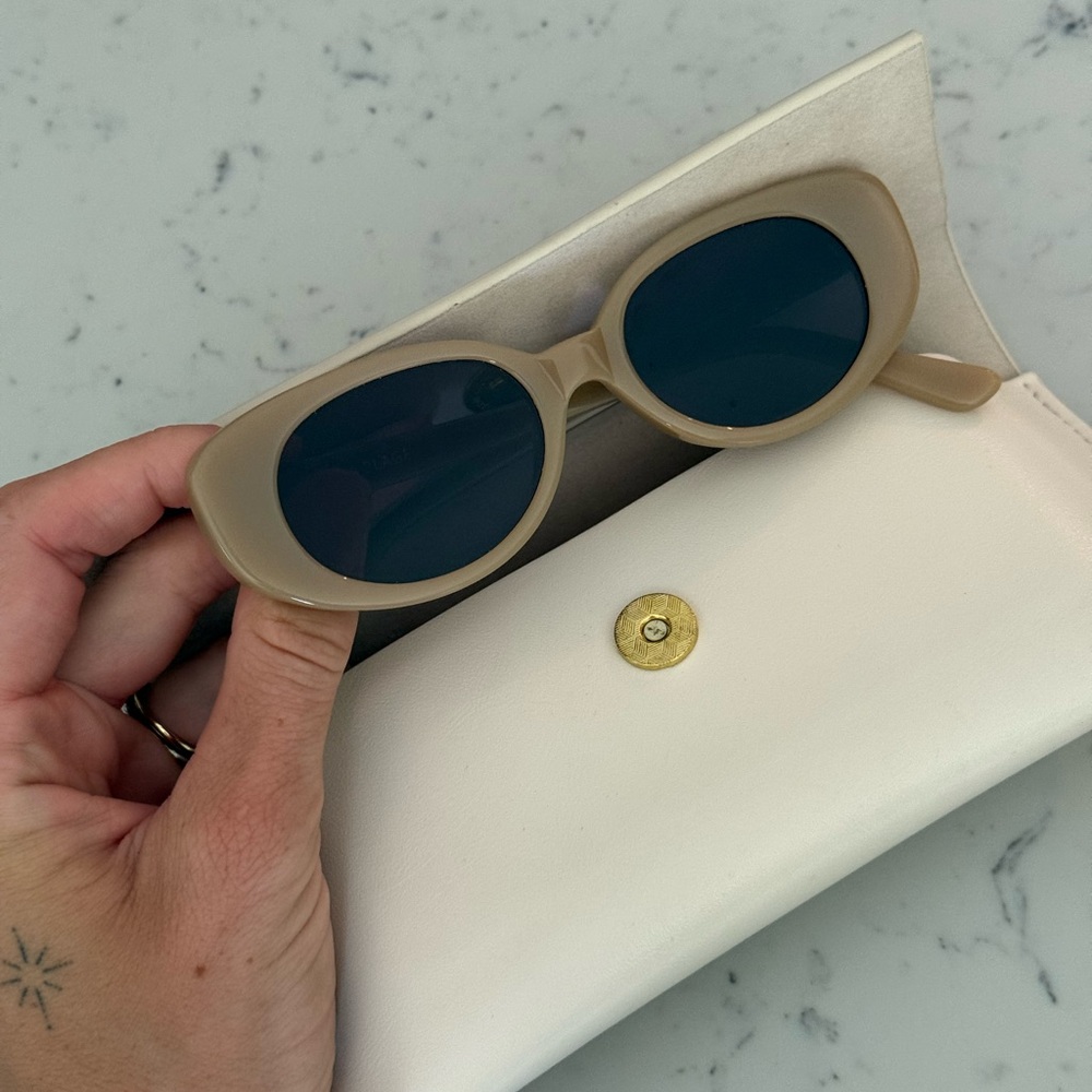 Chic Beige Sunglasses with Case